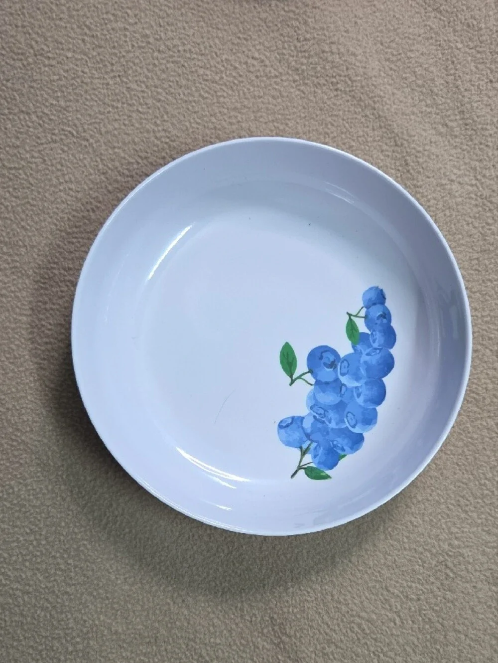 White Strawberry & Blueberry Dessert Plate Set - White, Red, Blue